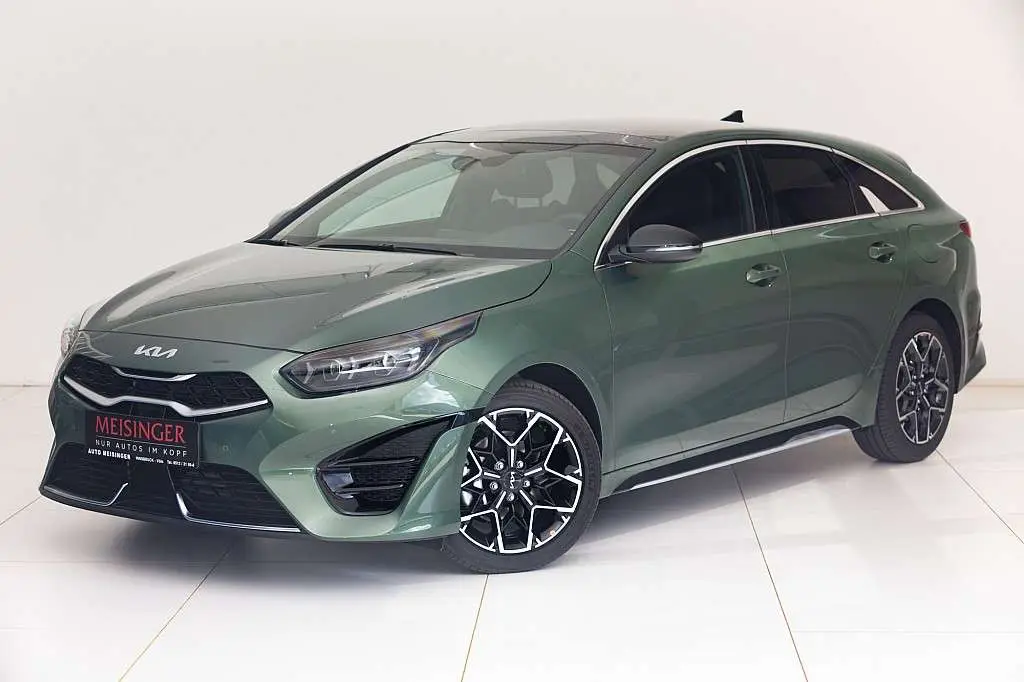 Photo 1 : Kia Proceed 2024 Petrol