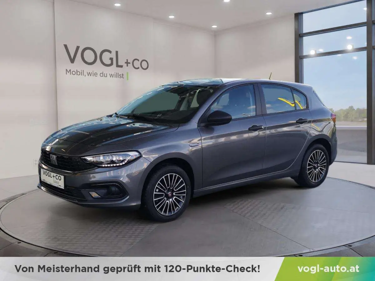 Photo 1 : Fiat Tipo 2023 Petrol