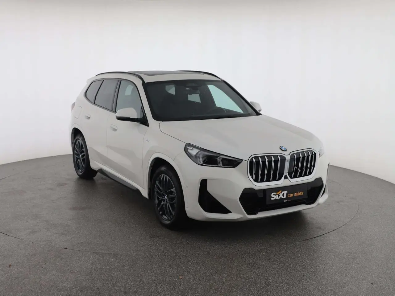 Photo 1 : Bmw X1 2023 Essence