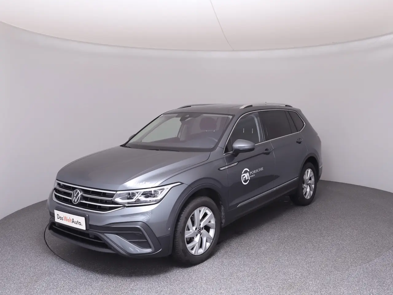 Photo 1 : Volkswagen Tiguan 2023 Essence