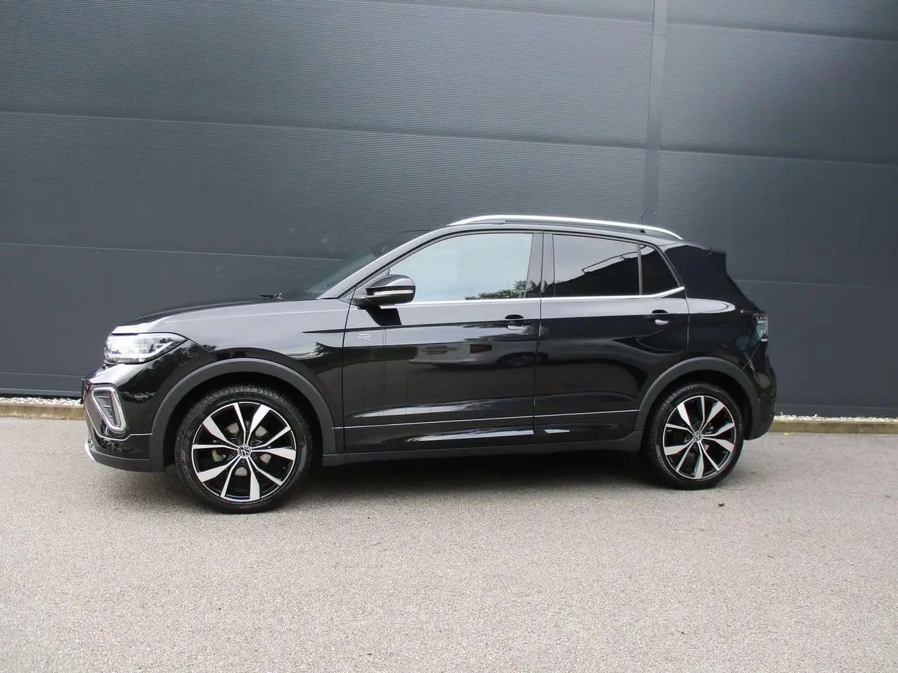 Photo 1 : Volkswagen T-cross 2024 Petrol