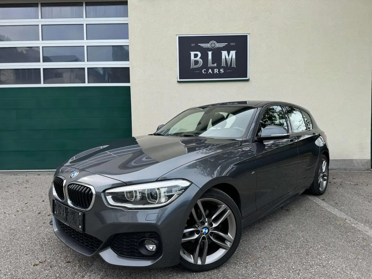 Photo 1 : Bmw Serie 1 2018 Diesel