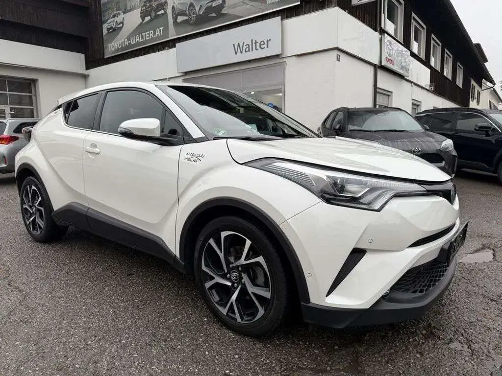 Photo 1 : Toyota C-hr 2019 Hybride