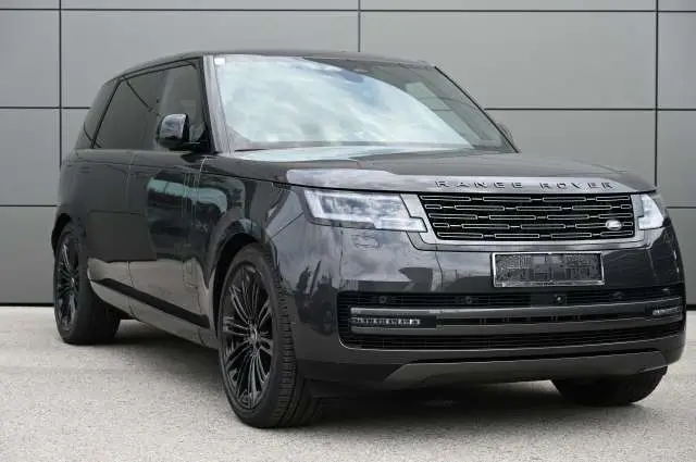 Photo 1 : Land Rover Range Rover 2024 Essence