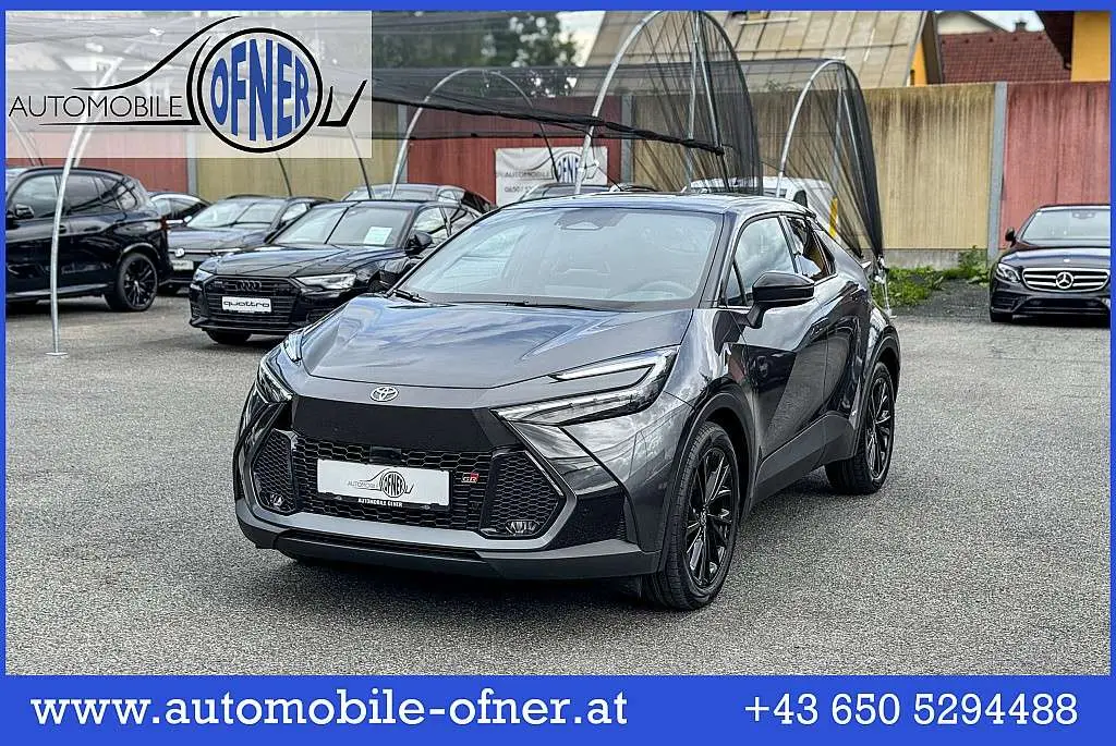 Photo 1 : Toyota C-hr 2024 Petrol