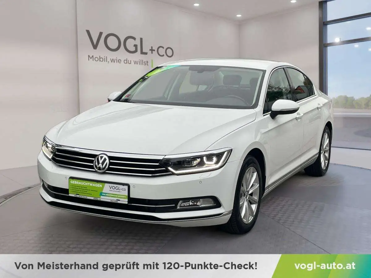 Photo 1 : Volkswagen Passat 2015 Diesel