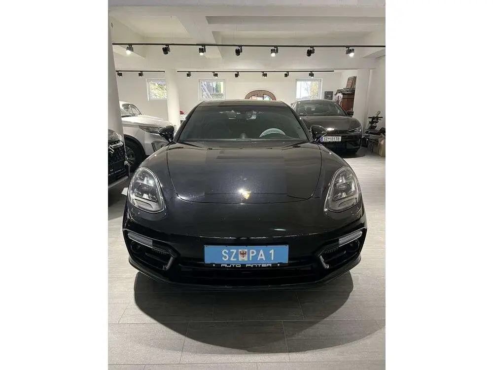 Photo 1 : Porsche Panamera 2019 Petrol