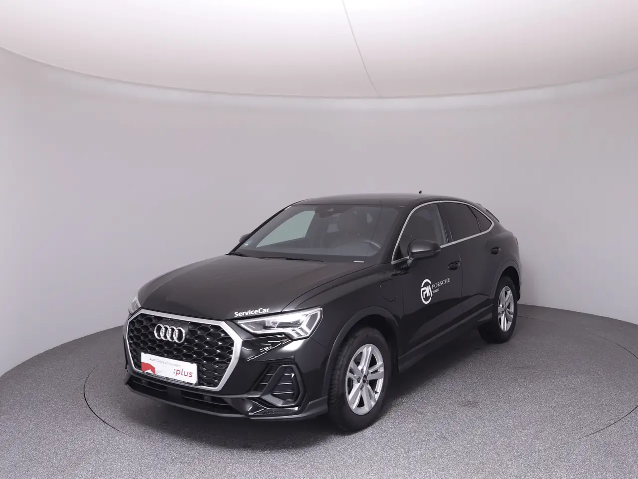 Photo 1 : Audi Q3 2024 Hybride