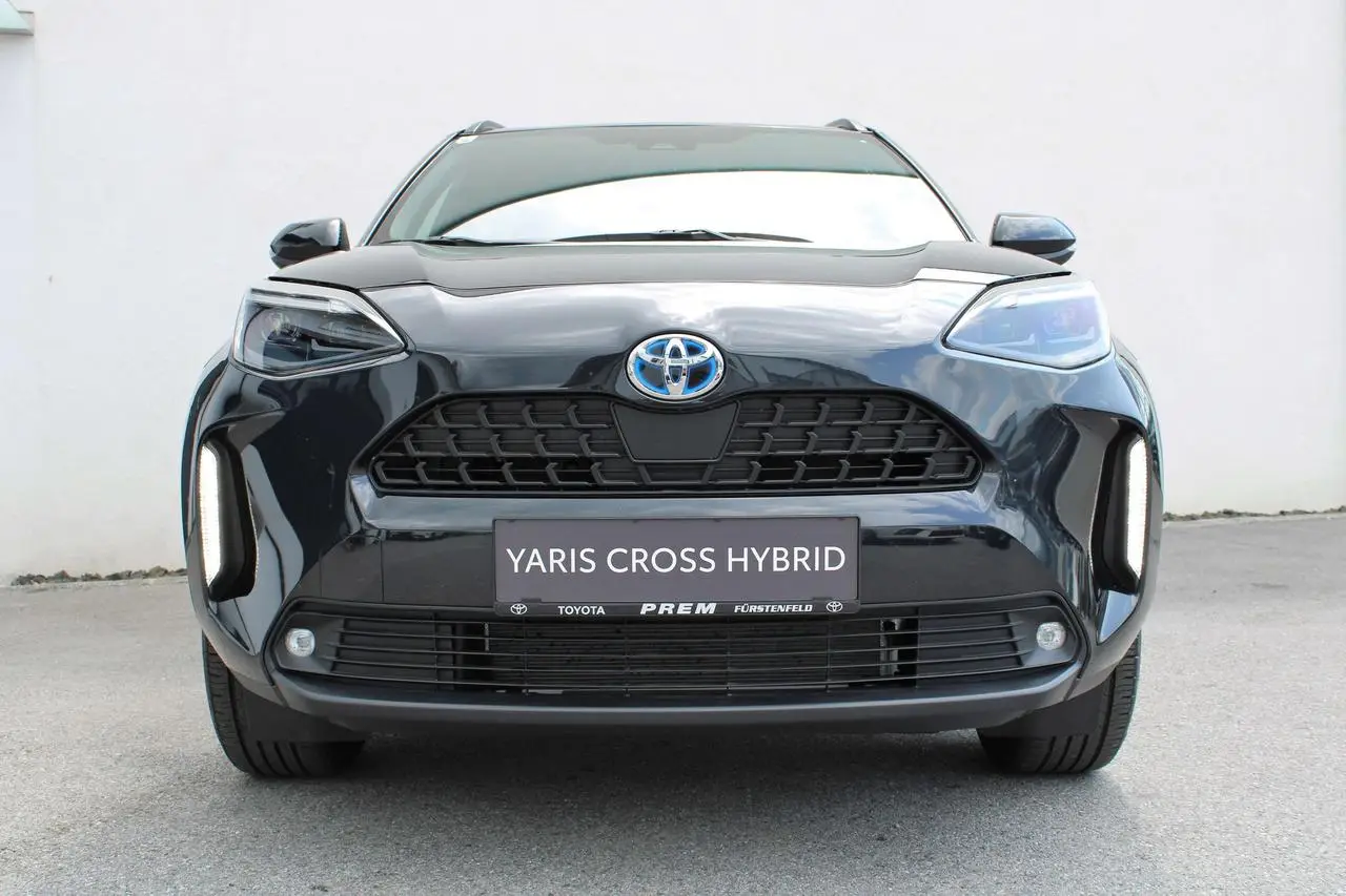 Photo 1 : Toyota Yaris 2023 Hybrid