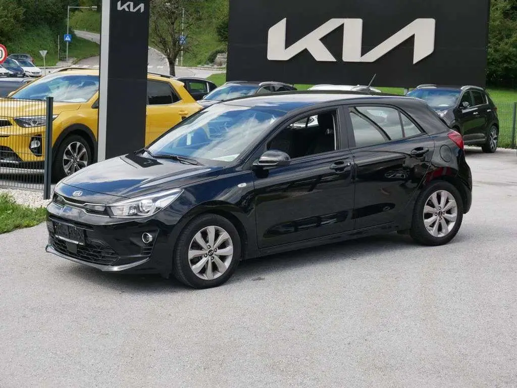 Photo 1 : Kia Rio 2021 Petrol