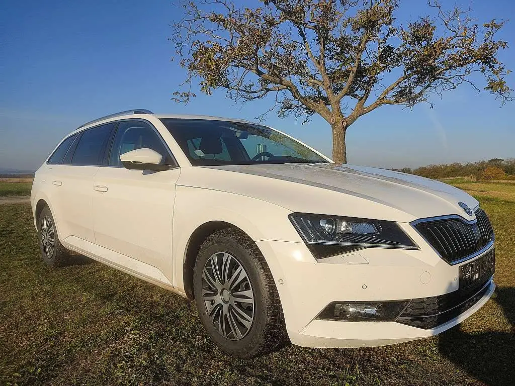 Photo 1 : Skoda Superb 2017 Diesel