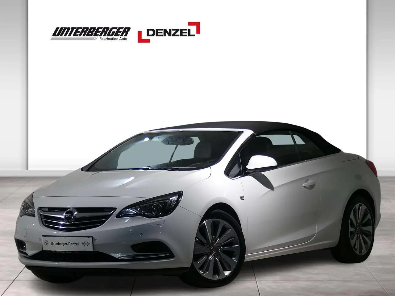 Photo 1 : Opel Cascada 2019 Petrol