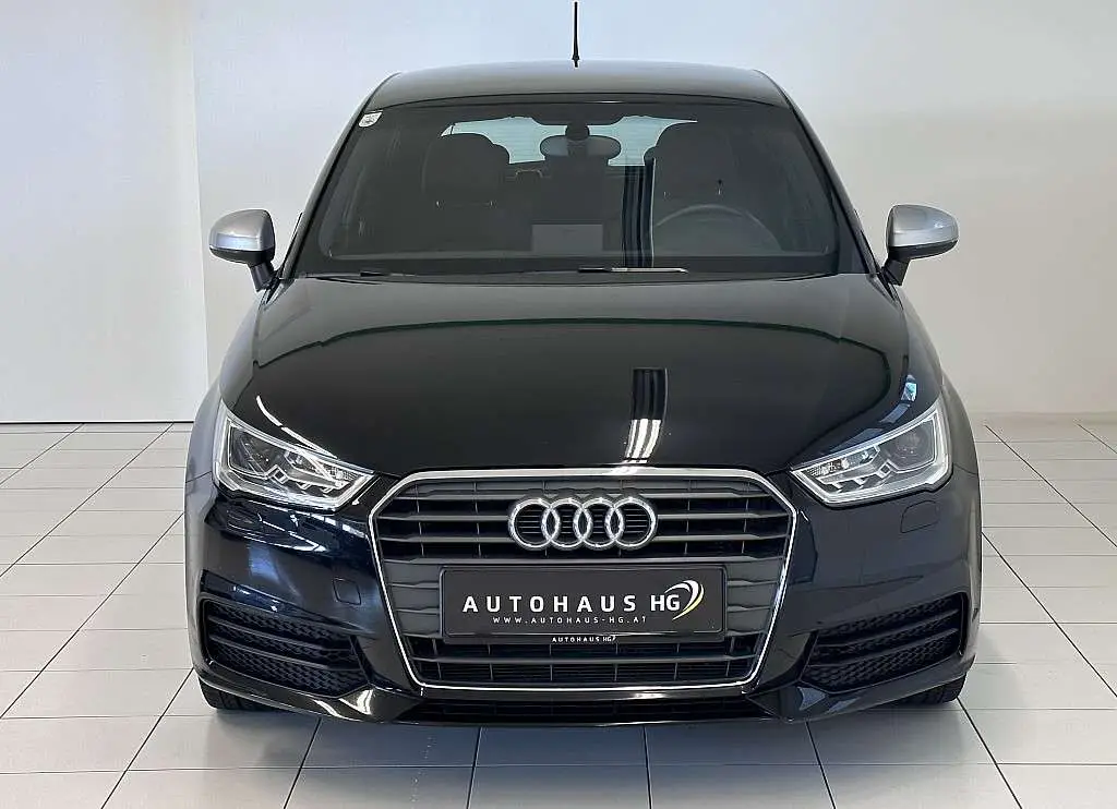 Photo 1 : Audi A1 2016 Petrol