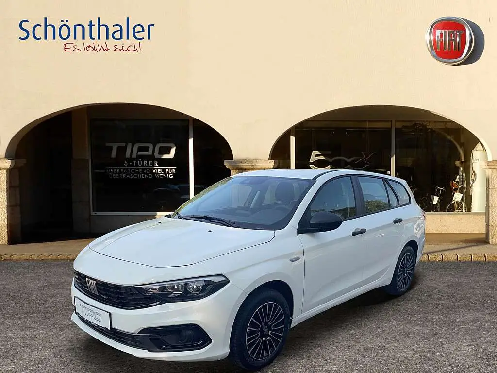 Photo 1 : Fiat Tipo 2023 Petrol