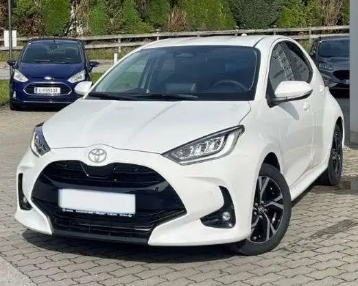 Photo 1 : Toyota Yaris 2024 Essence