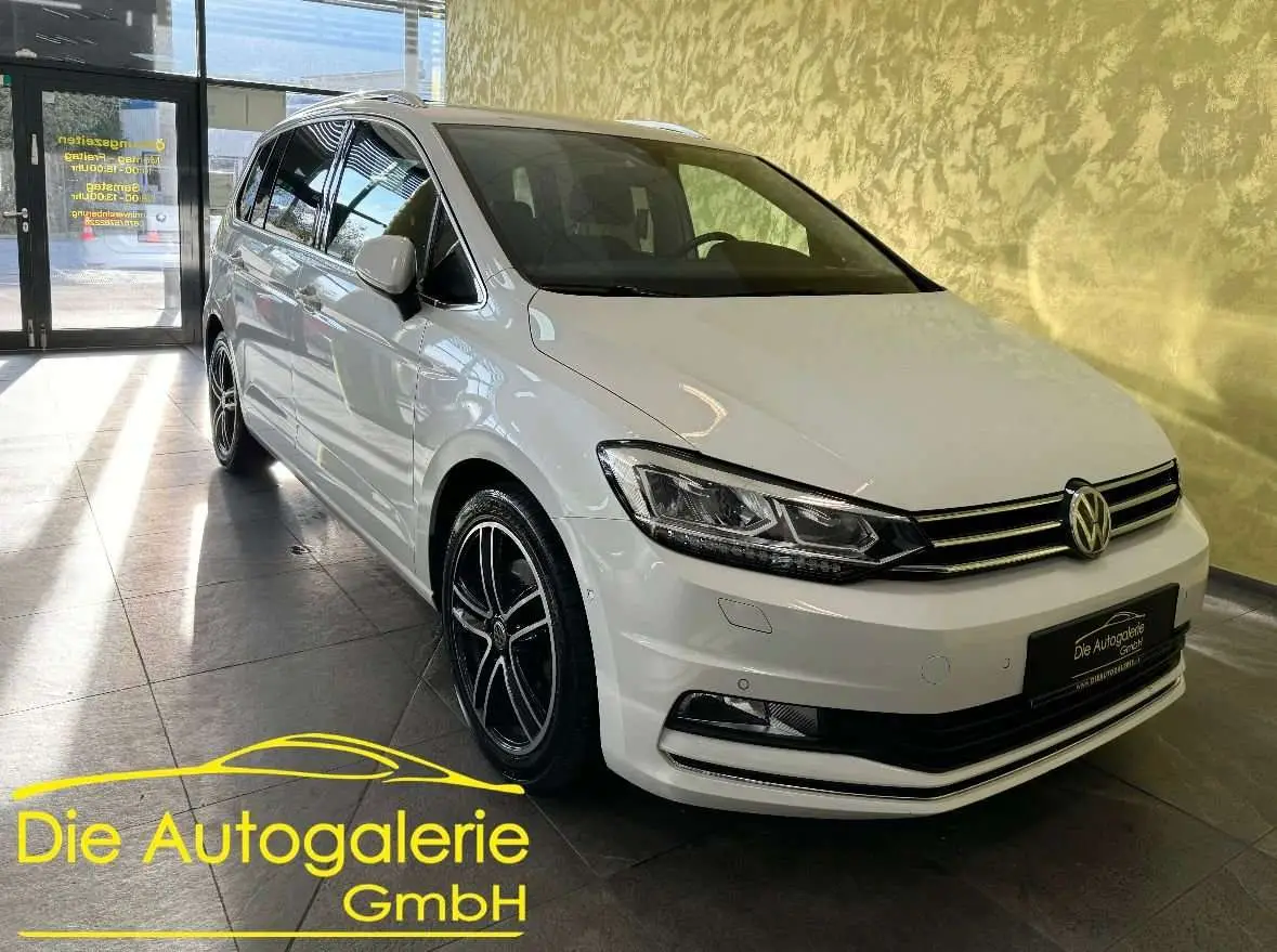 Photo 1 : Volkswagen Touran 2017 Diesel