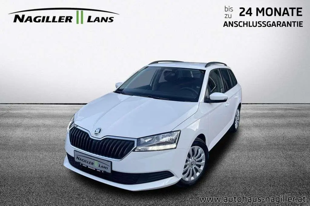 Photo 1 : Skoda Fabia 2023 Petrol