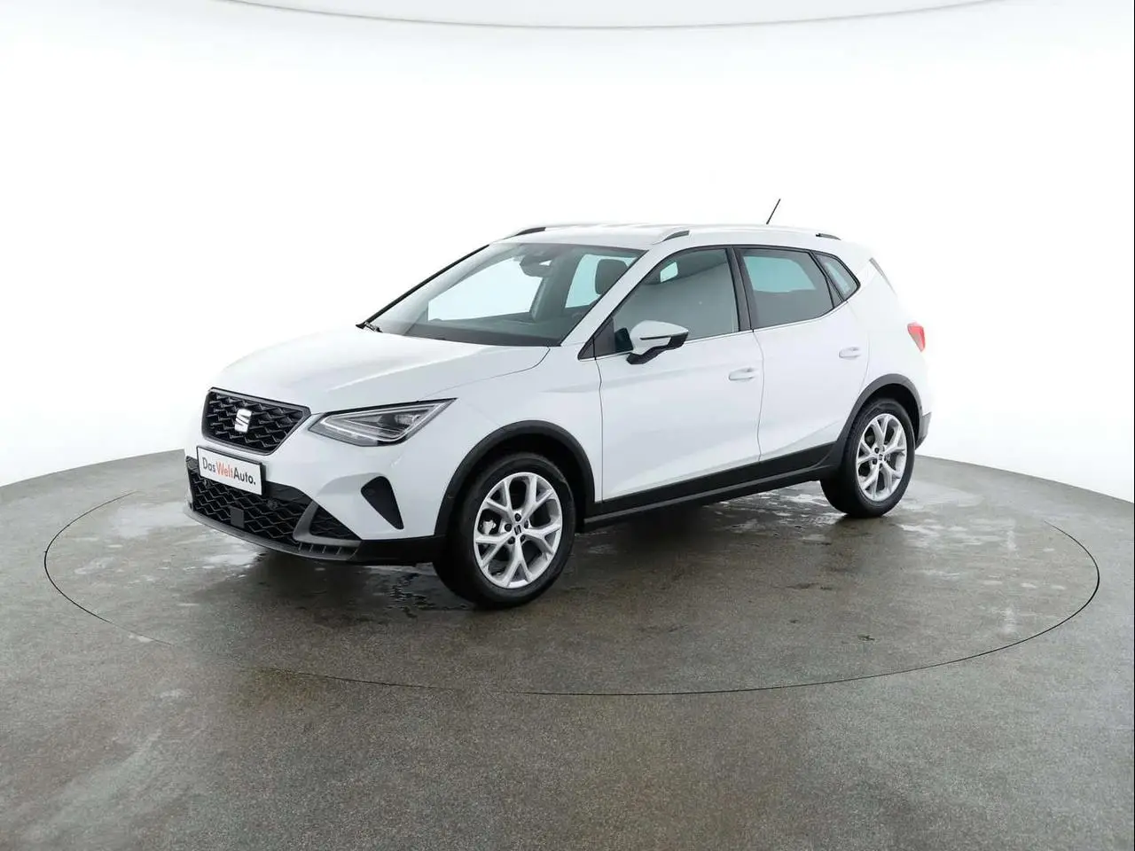 Photo 1 : Seat Arona 2023 Petrol