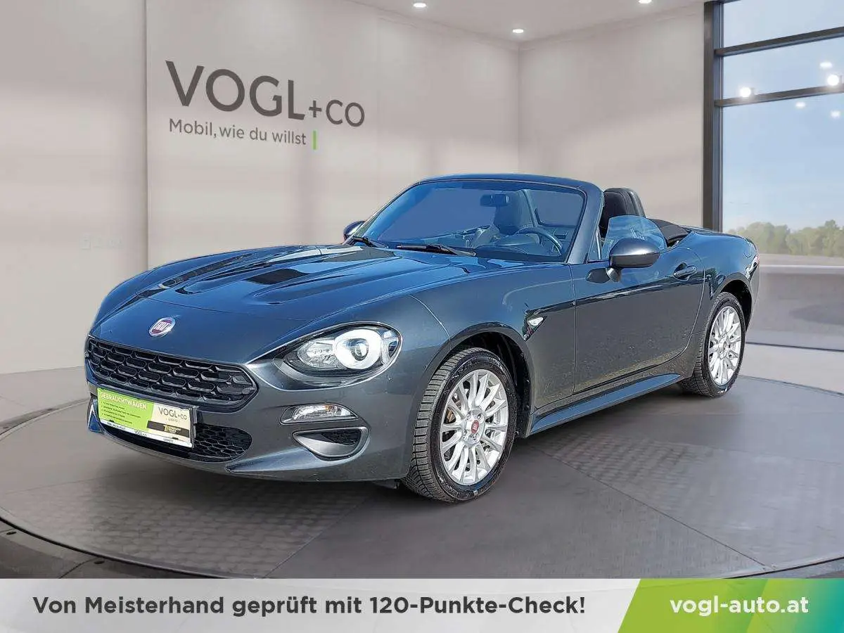 Photo 1 : Fiat 124 Spider 2019 Petrol