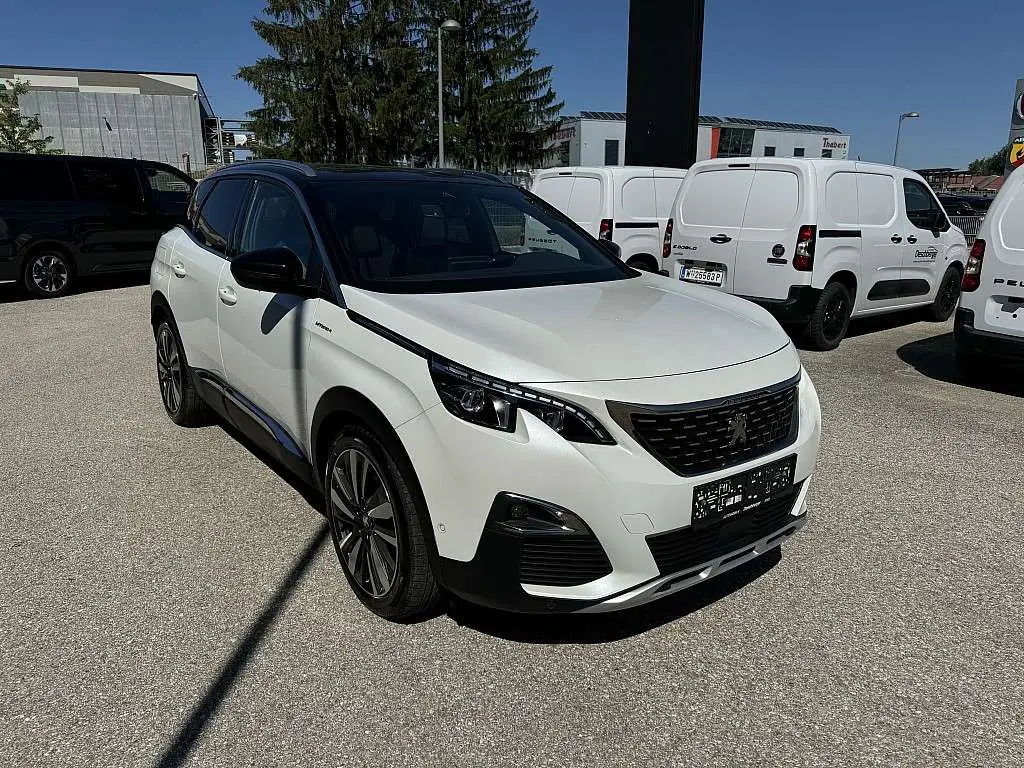 Photo 1 : Peugeot 3008 2020 Hybrid