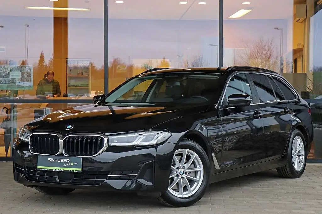 Photo 1 : Bmw Serie 5 2022 Hybrid