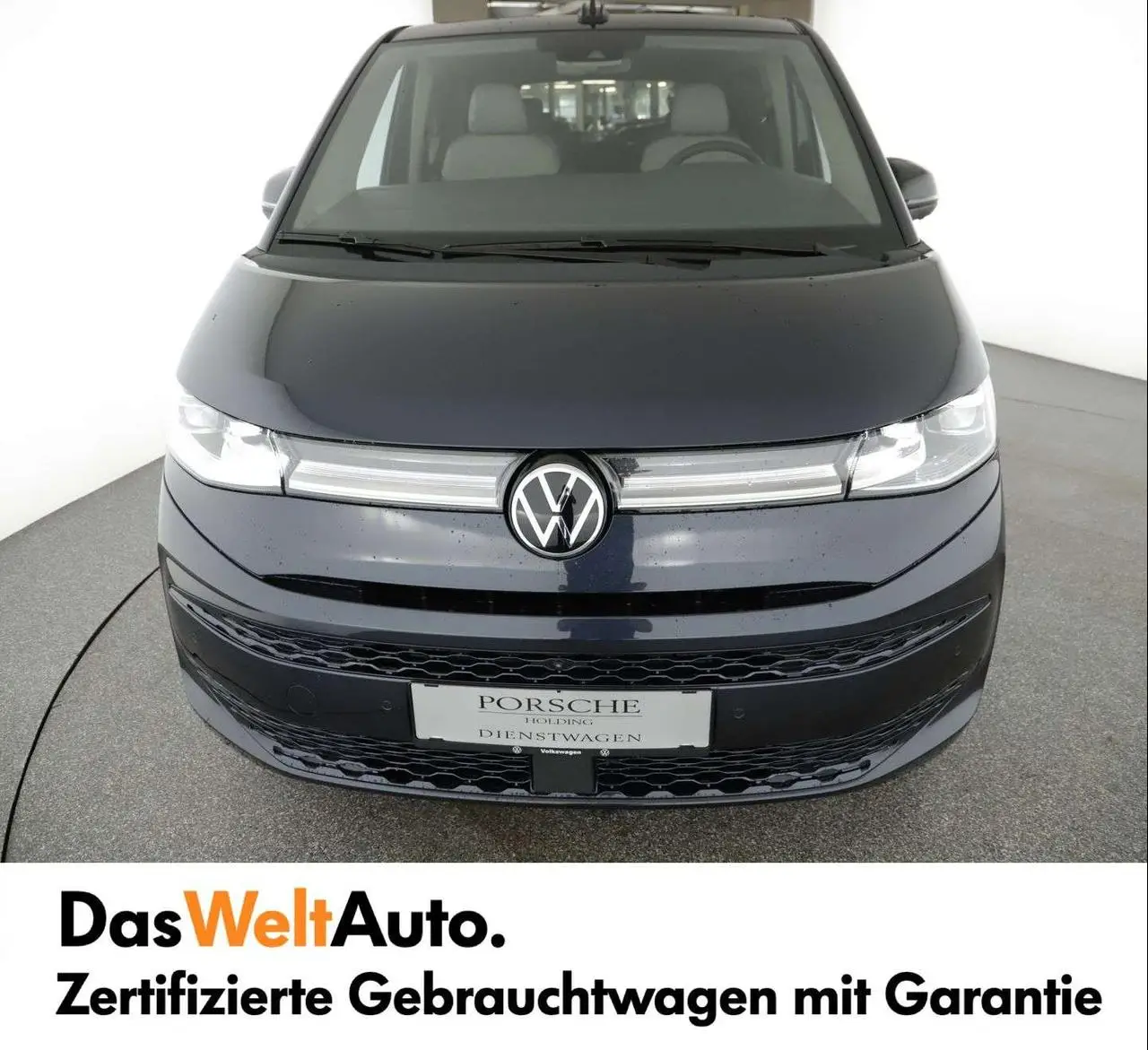 Photo 1 : Volkswagen T7 2024 Hybrid