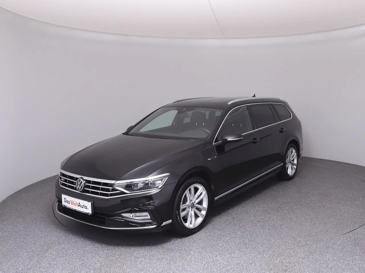 Photo 1 : Volkswagen Passat 2023 Diesel