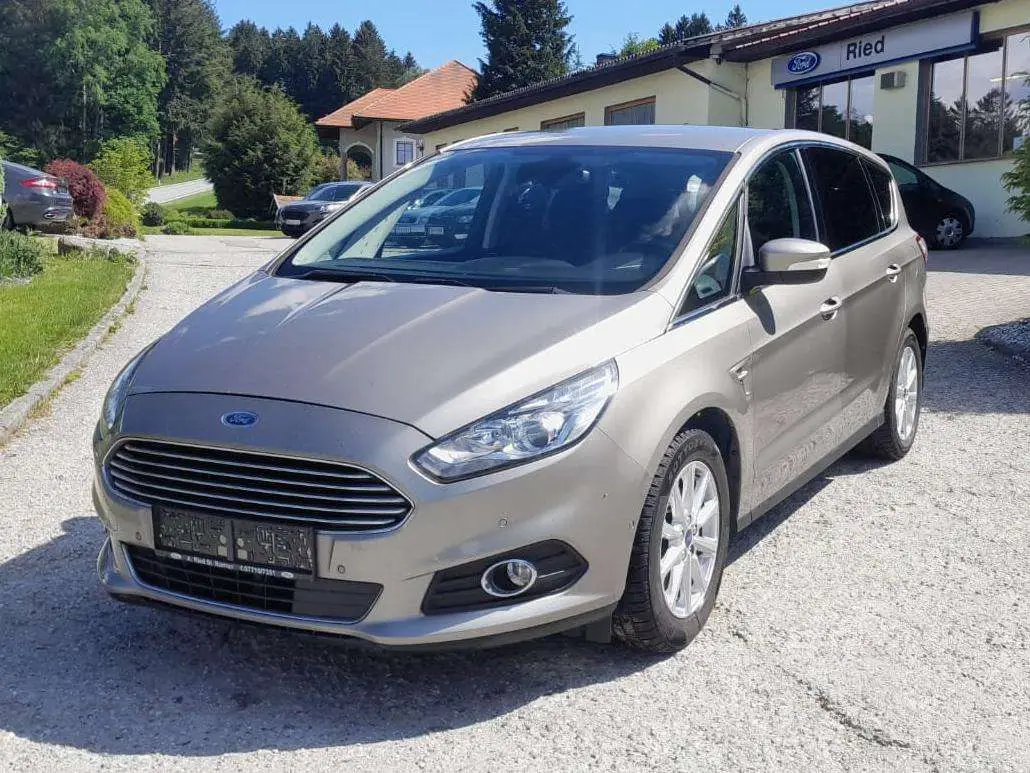 Photo 1 : Ford S-max 2017 Diesel