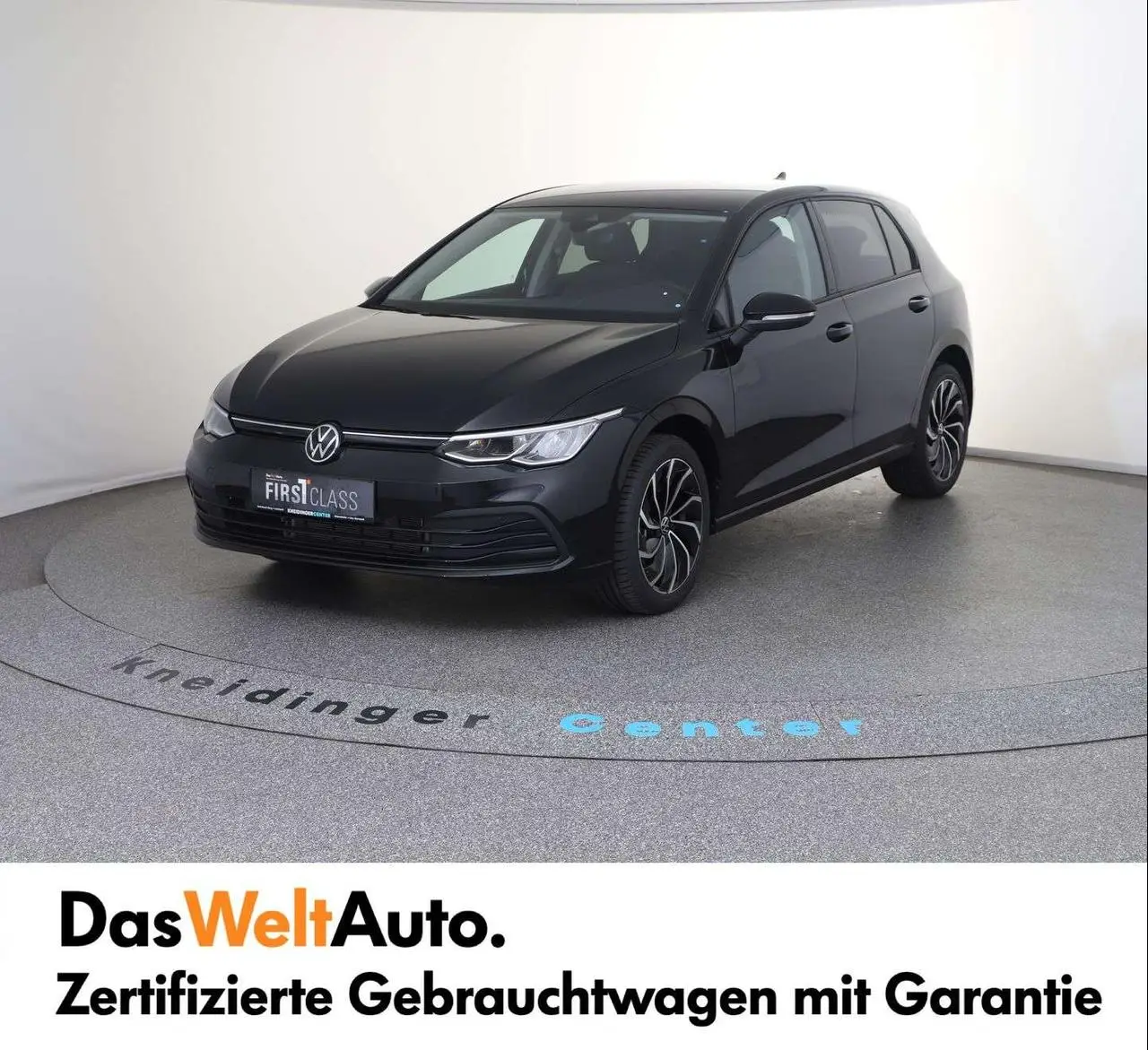 Photo 1 : Volkswagen Golf 2024 Petrol