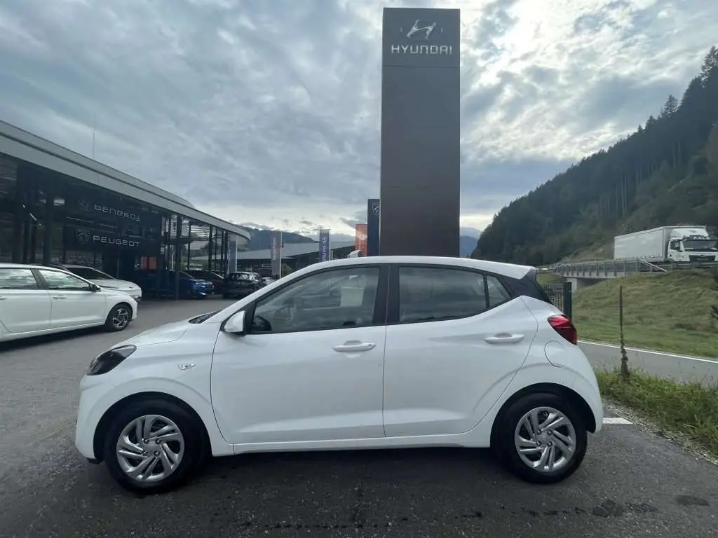 Photo 1 : Hyundai I10 2024 Petrol