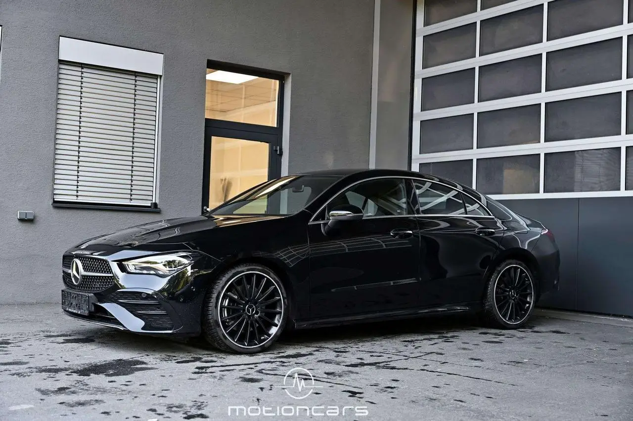 Photo 1 : Mercedes-benz Classe Cla 2023 Essence