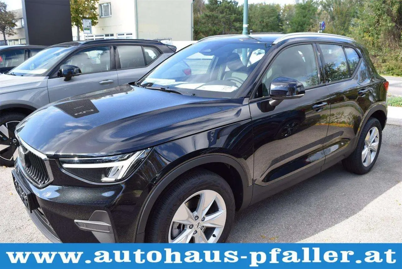 Photo 1 : Volvo Xc40 2024 Petrol