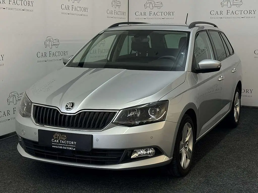 Photo 1 : Skoda Fabia 2016 Petrol