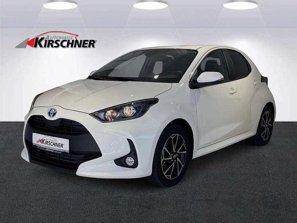 Photo 1 : Toyota Yaris 2024 Essence