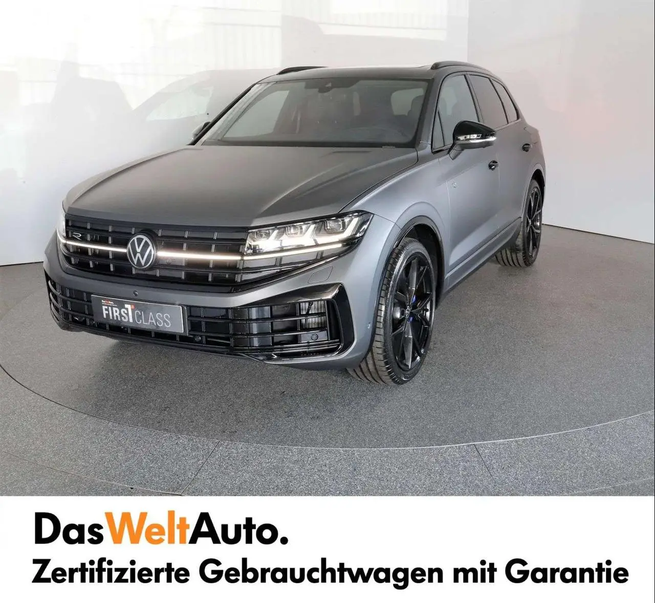 Photo 1 : Volkswagen Touareg 2024 Hybride