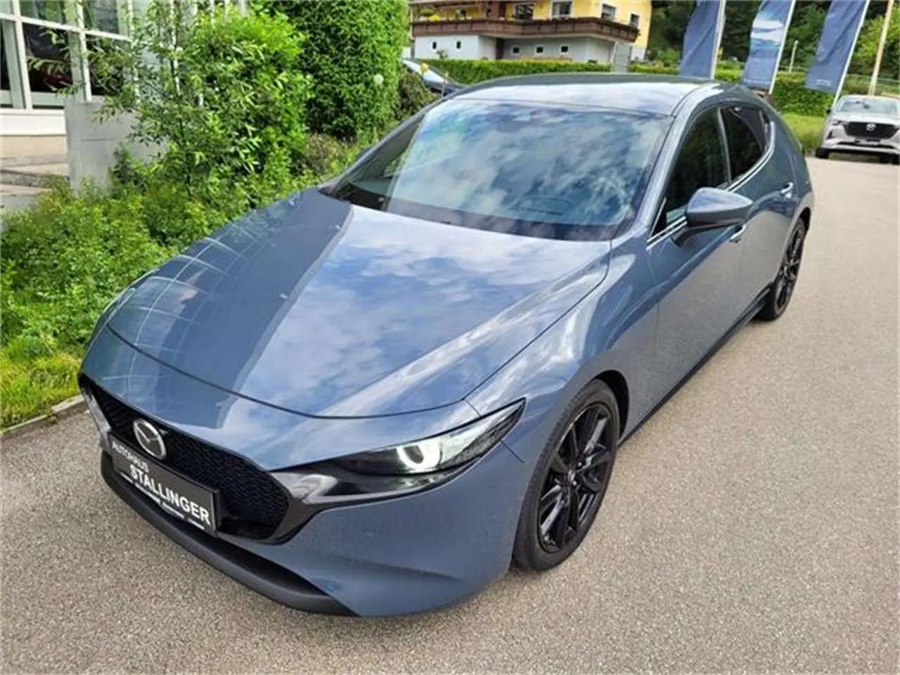 Photo 1 : Mazda 3 2019 Petrol