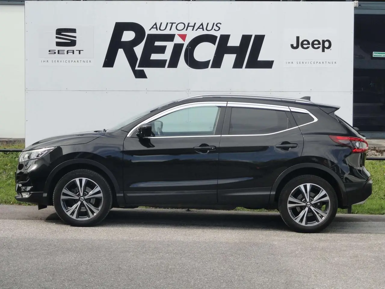 Photo 1 : Nissan Qashqai 2018 Petrol