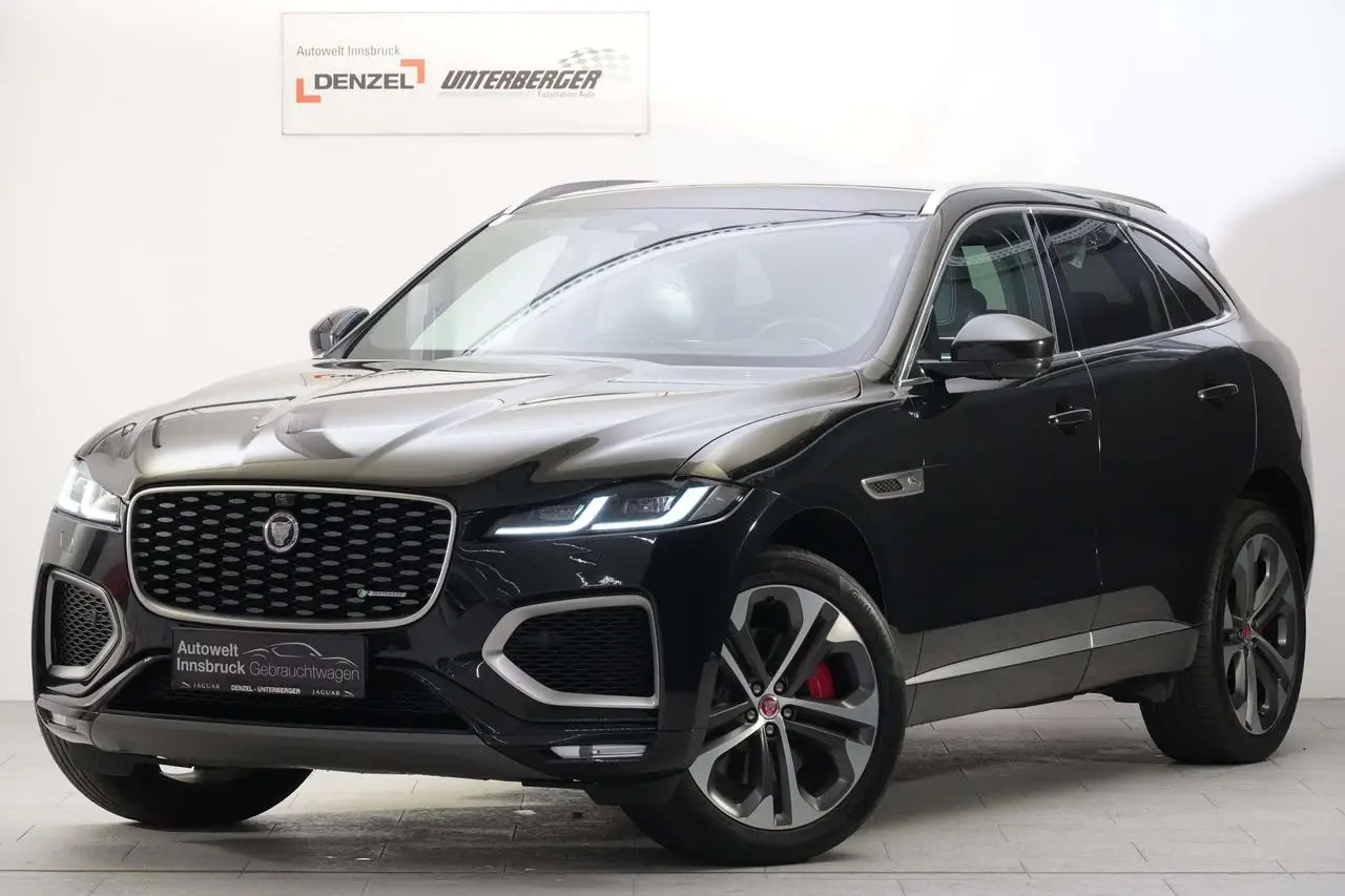 Photo 1 : Jaguar F-pace 2021 Essence