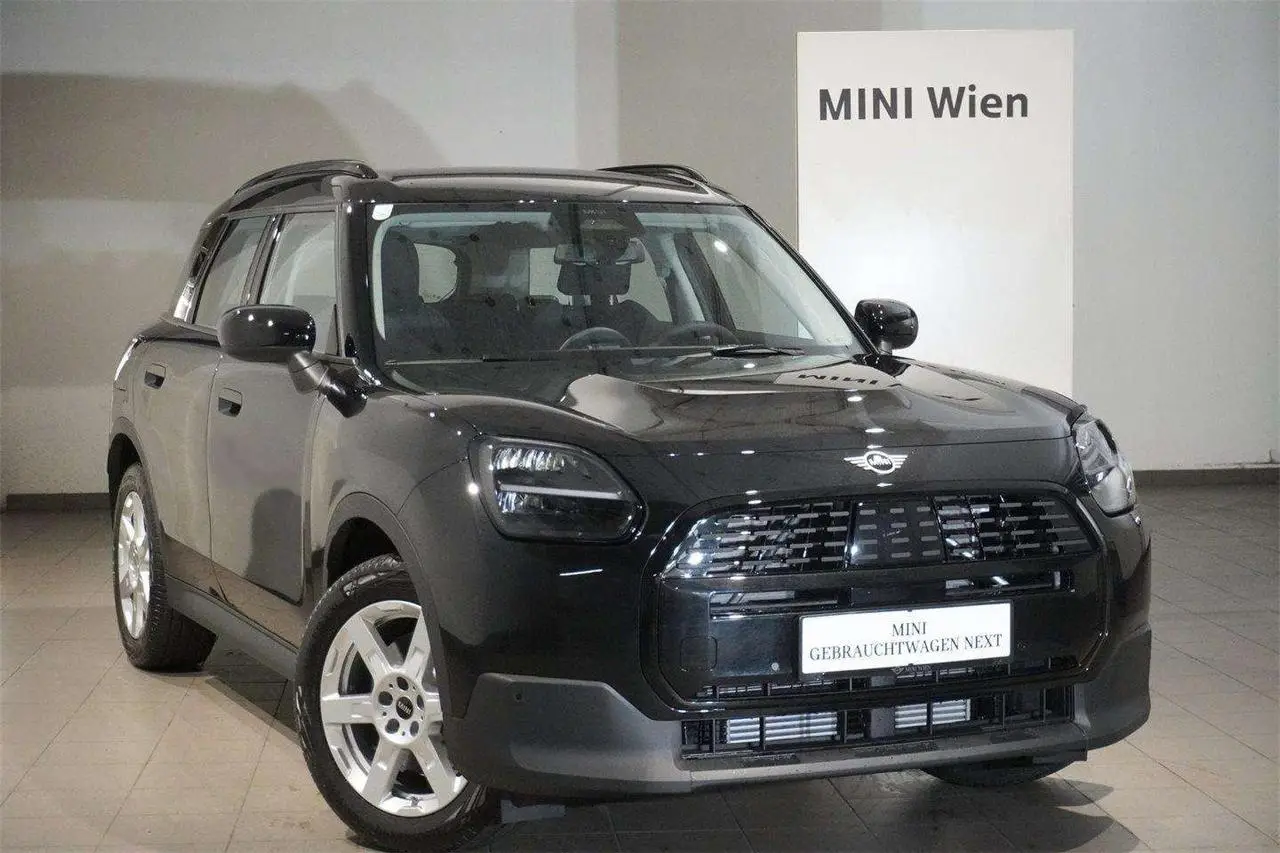 Photo 1 : Mini Cooper 2024 Petrol