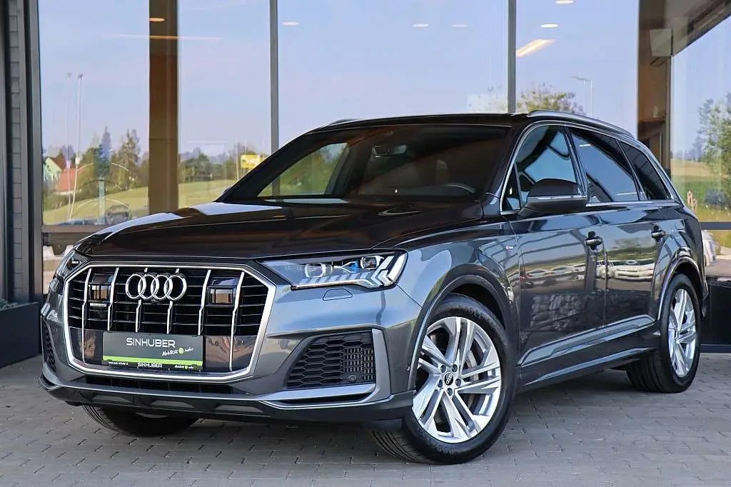 Photo 1 : Audi Q7 2021 Hybrid