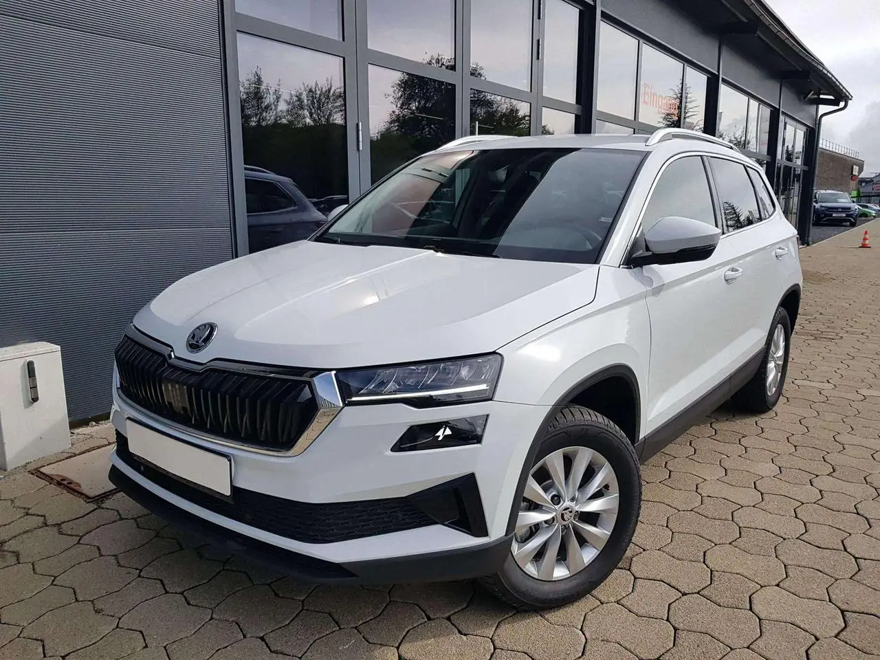 Photo 1 : Skoda Karoq 2024 Diesel