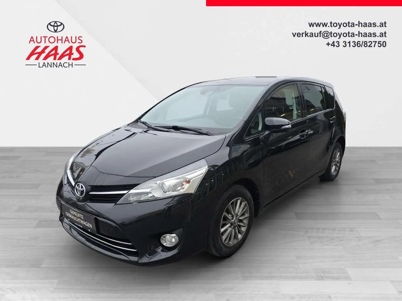 Photo 1 : Toyota Verso 2016 Petrol