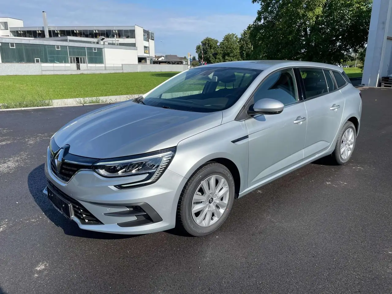 Photo 1 : Renault Megane 2023 Essence