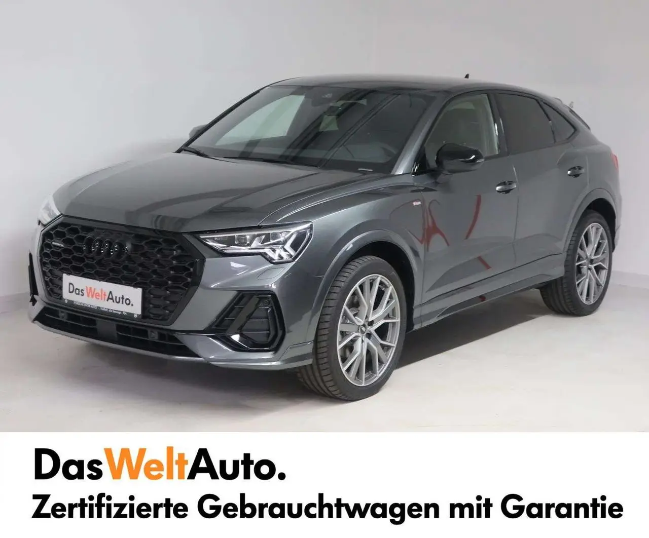 Photo 1 : Audi Q3 2024 Diesel