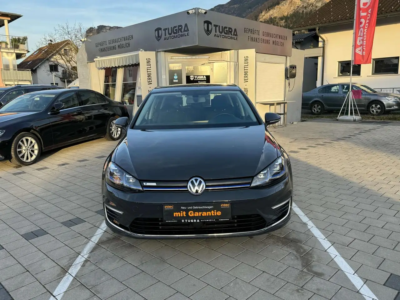 Photo 1 : Volkswagen Golf 2020 Électrique