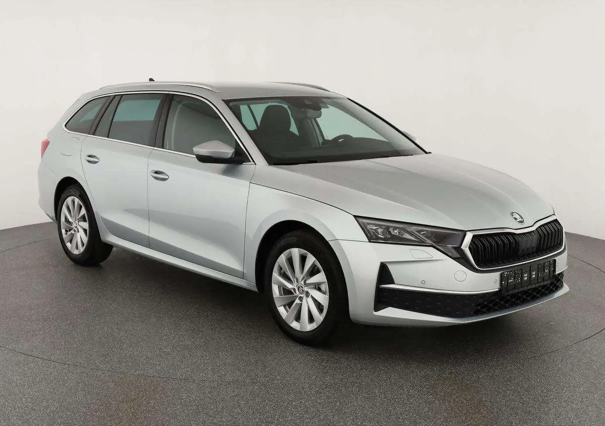 Photo 1 : Skoda Octavia 2024 Diesel