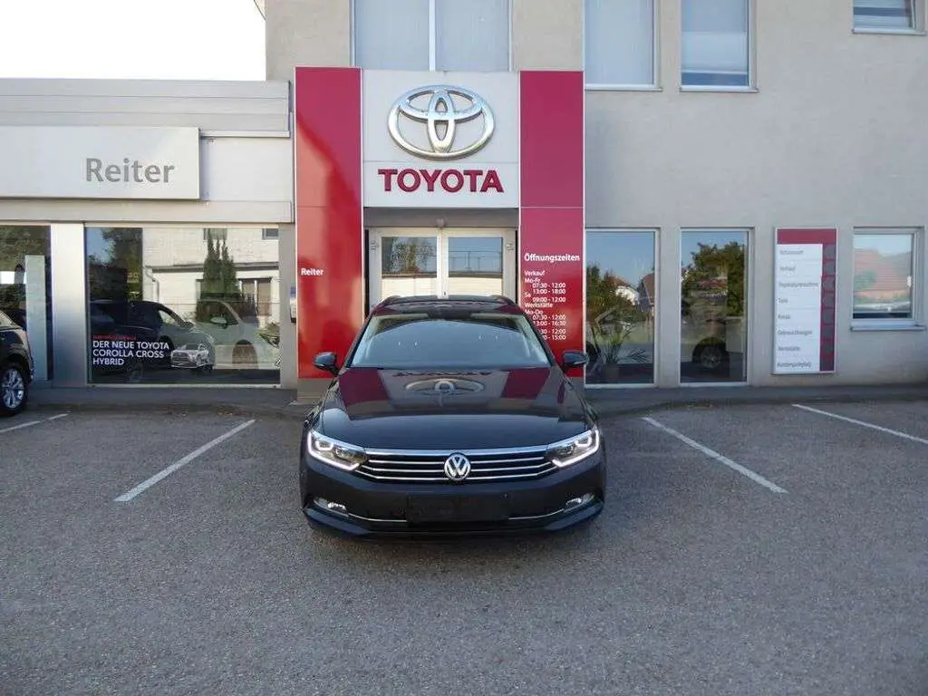 Photo 1 : Volkswagen Passat 2018 Diesel