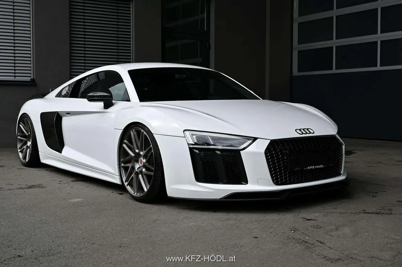 Photo 1 : Audi R8 2015 Essence