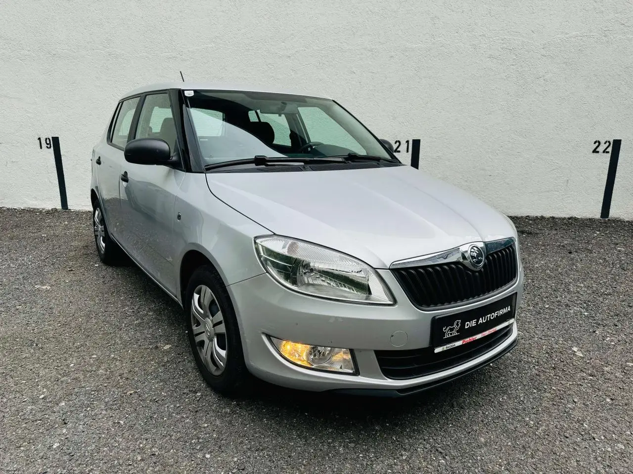 Photo 1 : Skoda Fabia 2015 Petrol