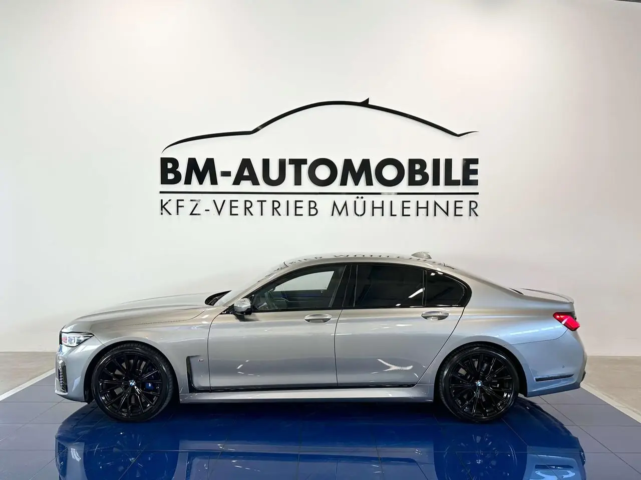 Photo 1 : Bmw Serie 7 2019 Petrol